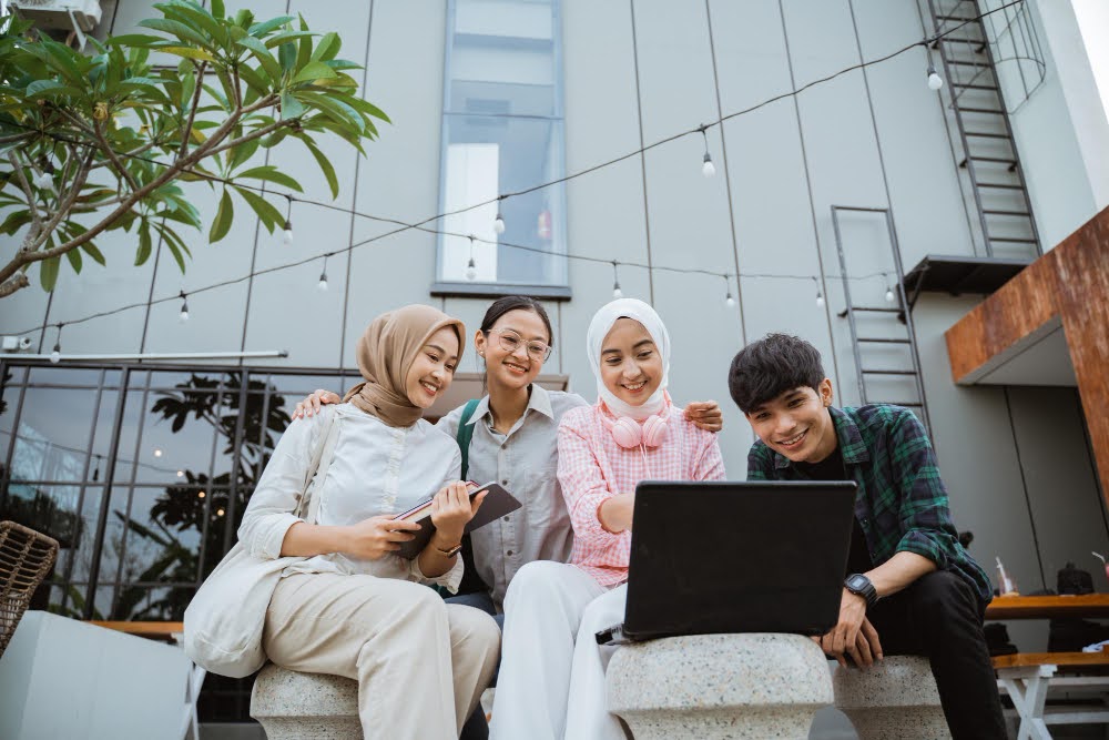 Bisnis Digital Belajar Apa? Ini Peluang, Skill, Dan Cara Kuliah Gratisnya!