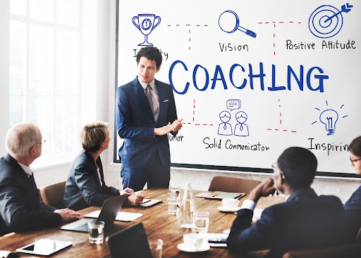 Training of Trainer Adalah: Pengertian, Tujuan, dan Cara Menjadi Trainer Profesional